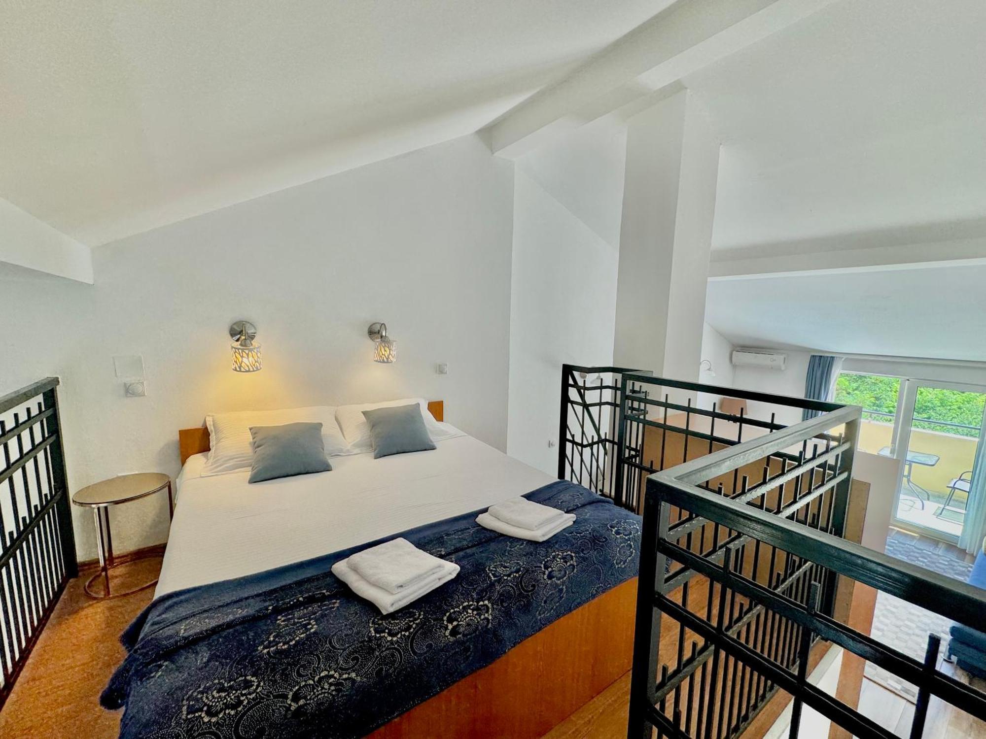 For-A Apartmani Бечичи Экстерьер фото