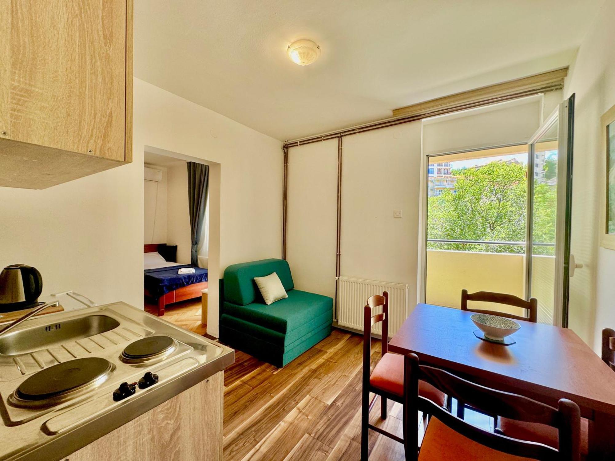 For-A Apartmani Бечичи Экстерьер фото