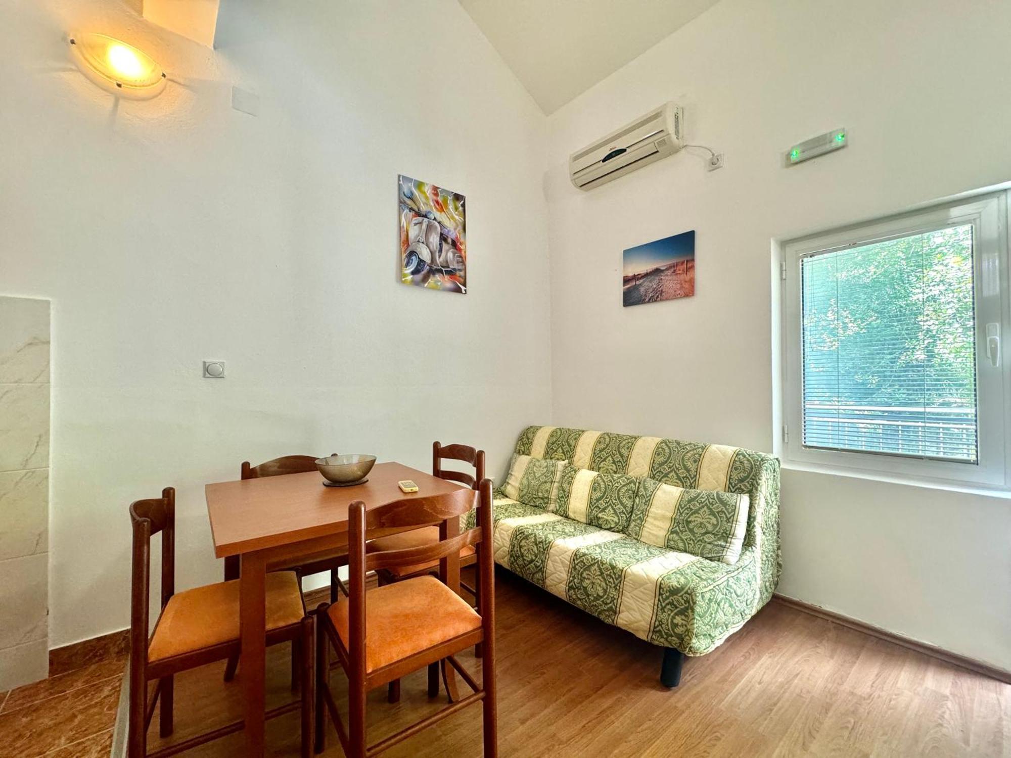 For-A Apartmani Бечичи Экстерьер фото