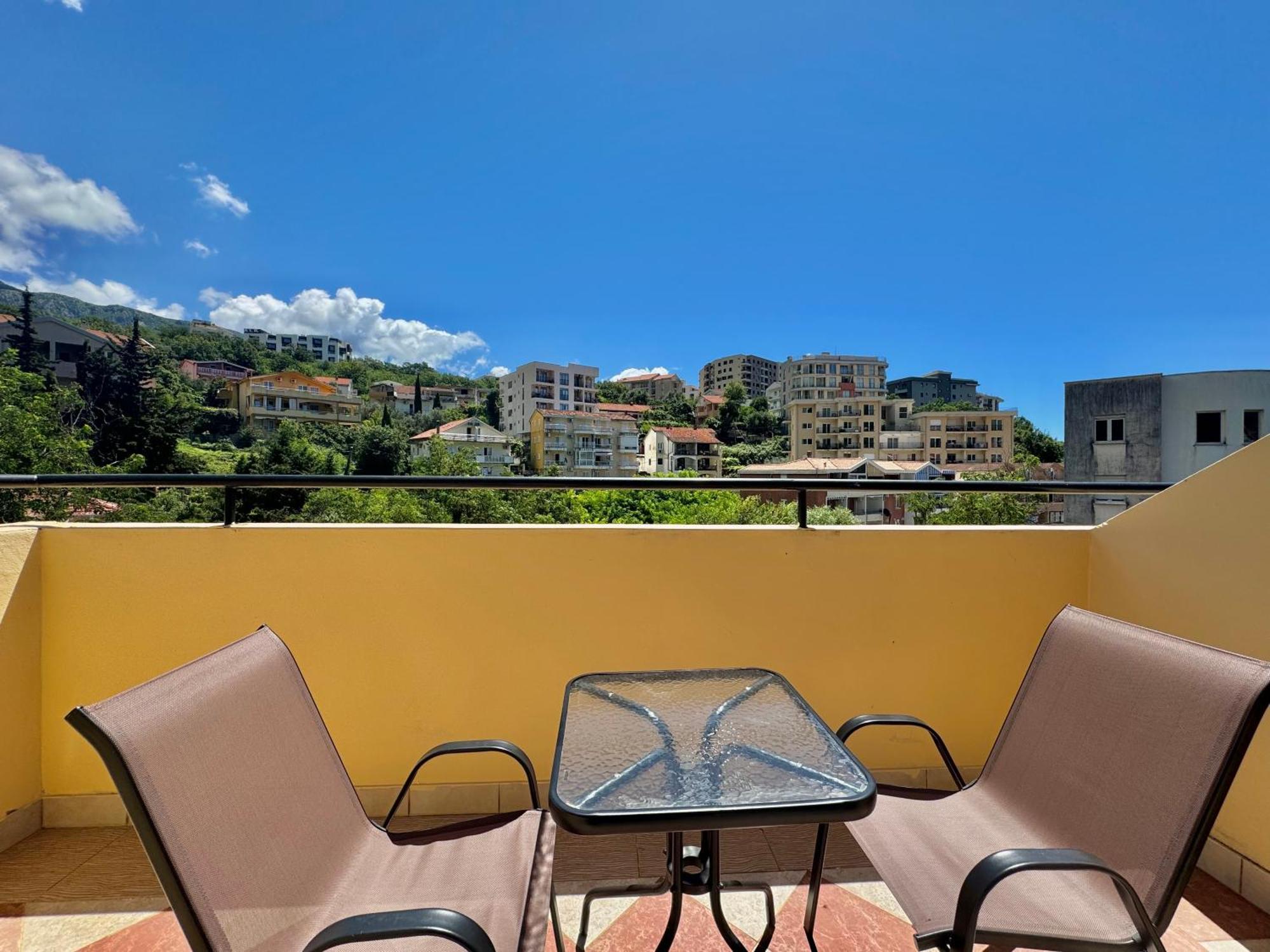 For-A Apartmani Бечичи Экстерьер фото
