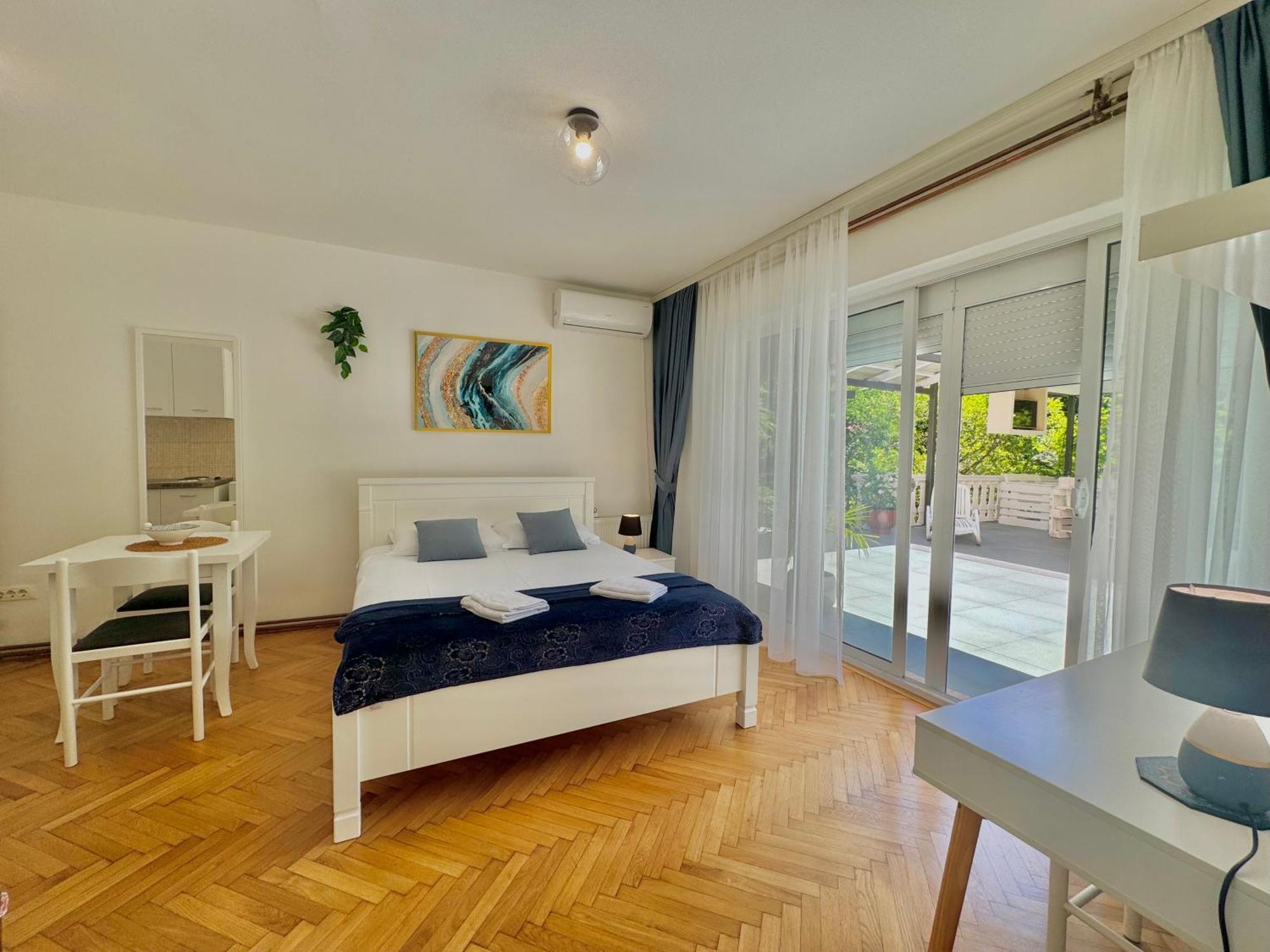 For-A Apartmani Бечичи Экстерьер фото